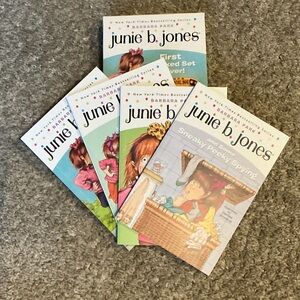 JUNIE B JONES BY BARBARA PARK - Early Readers Book Set - books 1-4 New